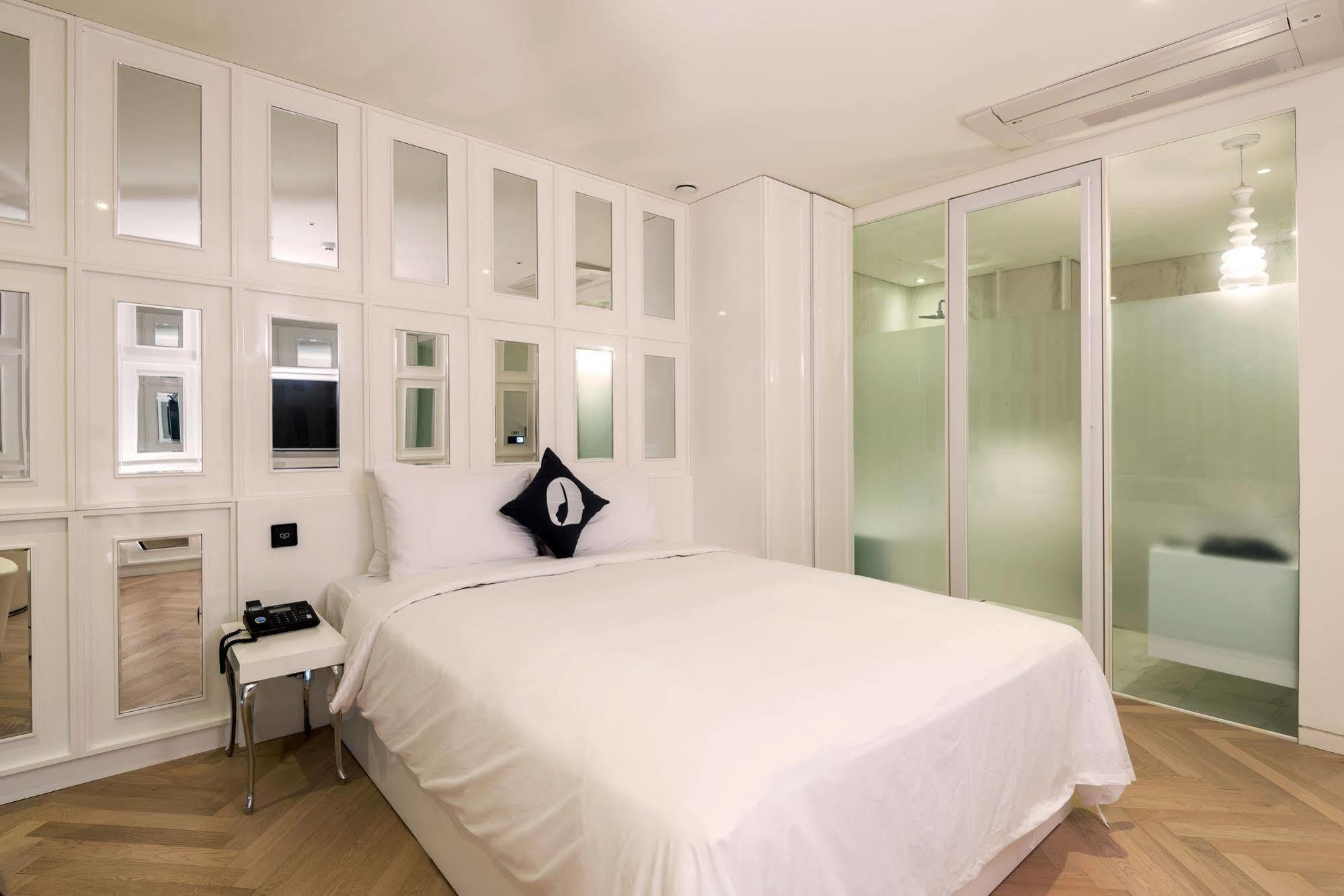Hotel The Designers Lyj Gangnam Premier Séoul Extérieur photo